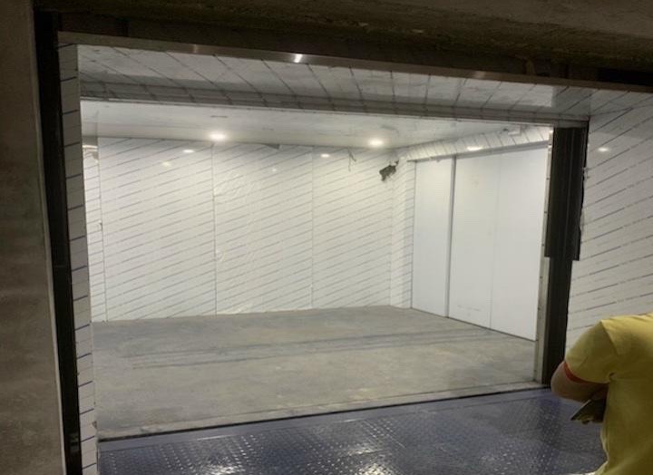 Thang Máy Tải Hàng Tải Trọng 3000Kg-5000Kg